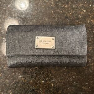 Michael Kors Textured Black Wallet